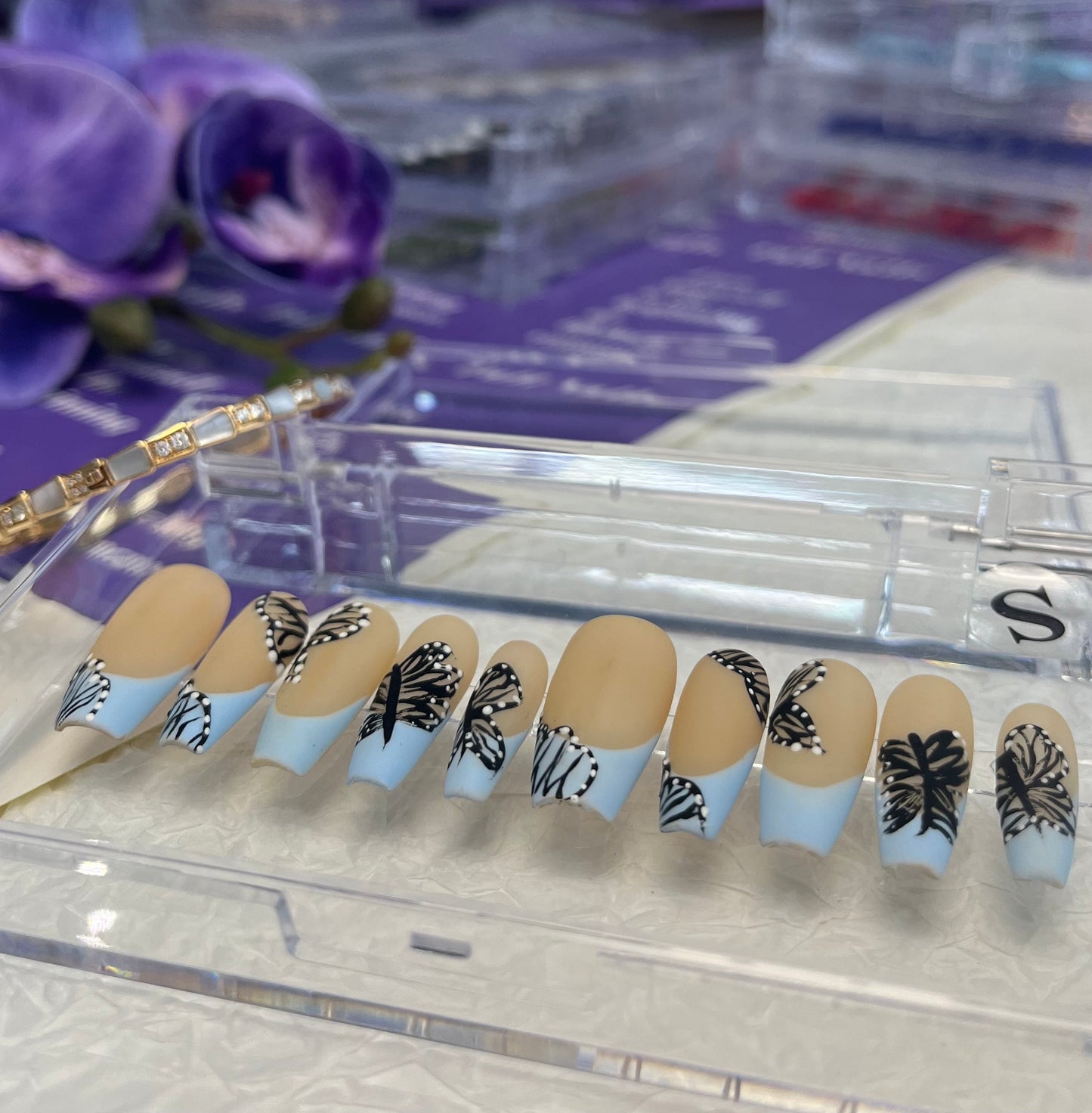 Butterfly Art - Press On Nails
